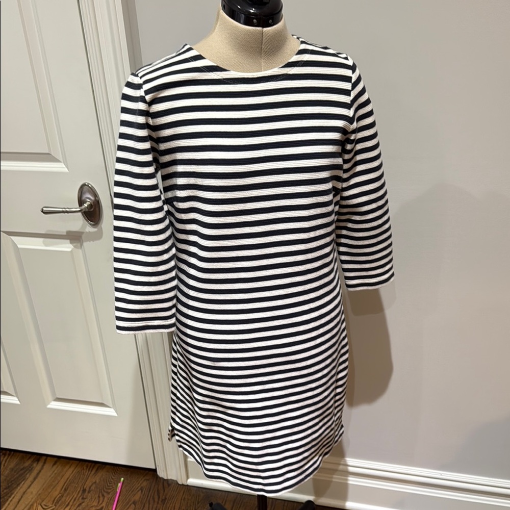 Vineyard Vines black white ribbed stripped sweater dress M 🖤🤍
